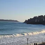 Plage Et Terrasse A Vos Pieds